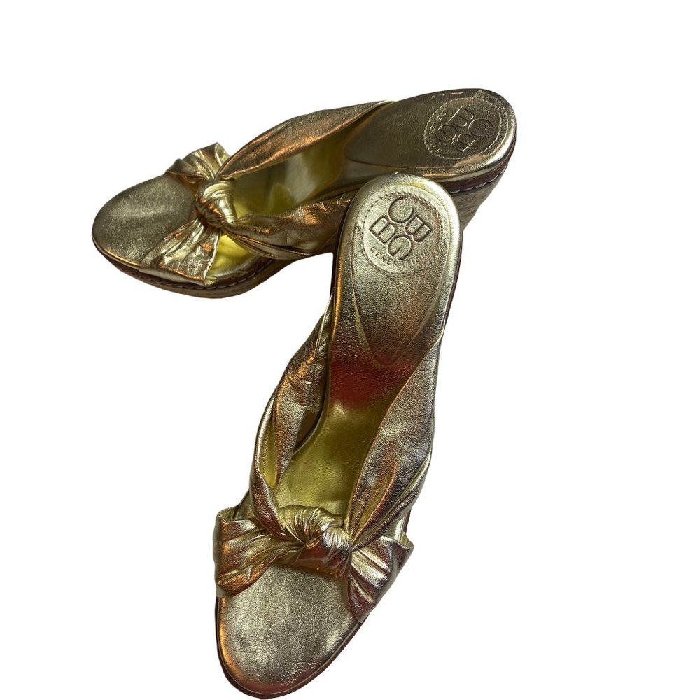 BCBG gold sandal woven heel with metalic threads size 8B/38